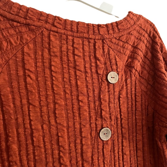 Soft Surroundings Orange Goldie Tunic Top Sweater Button Back Size Large - Picture 10 of 11